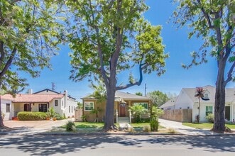 4747 Rolando Blvd in San Diego, CA - Building Photo - Building Photo