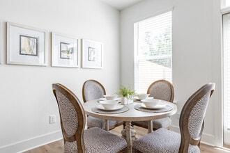 Vaughn Townhomes in Conyers, GA - Building Photo - Interior Photo