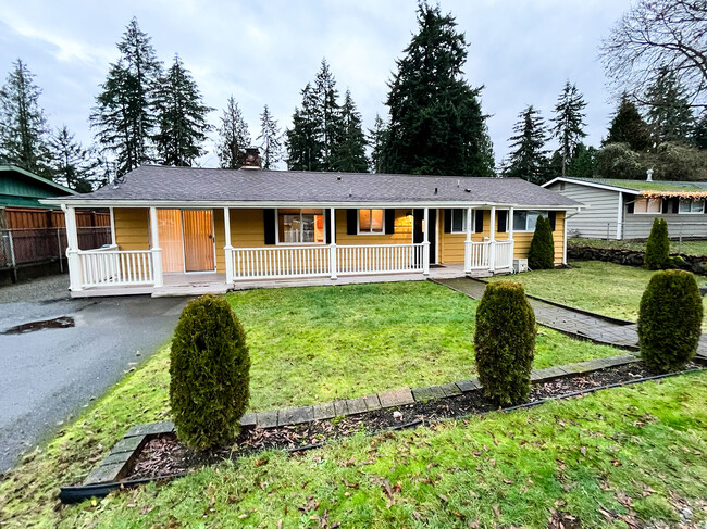 30126 2nd Ave SW in Federal Way, WA - Foto de edificio - Building Photo