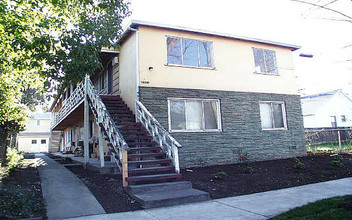 2121 15th St in Sacramento, CA - Building Photo - Building Photo