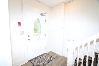20 Whipple Rd in Kittery, ME - Building Photo - Building Photo