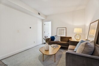 9 Wheeler St in Montclair, NJ - Building Photo - Building Photo