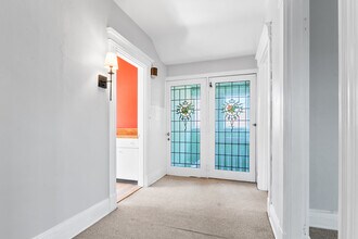 345 McAlpin Ave, Unit 3 in Cincinnati, OH - Building Photo - Building Photo