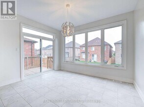 20 Dunley Cres in Brampton, ON - Building Photo - Building Photo