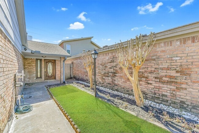 4613 Cashel Glen Dr in Houston, TX - Building Photo - Building Photo