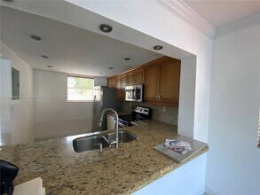 8405 SW 137th Ave in Miami, FL - Building Photo - Building Photo