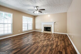 4103 Laurel Bend Ct in Snellville, GA - Building Photo - Building Photo