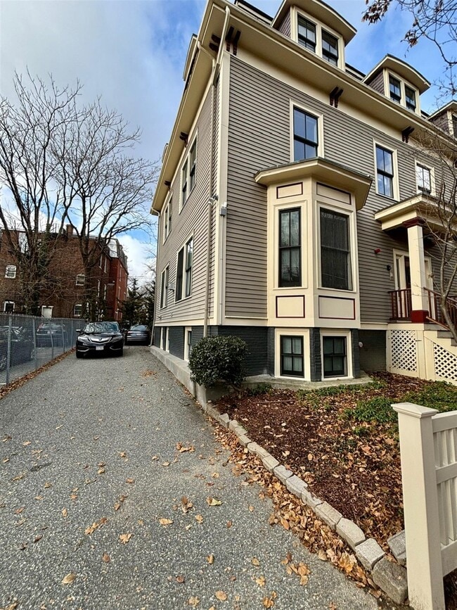 39 Inman St in Cambridge, MA - Building Photo - Building Photo