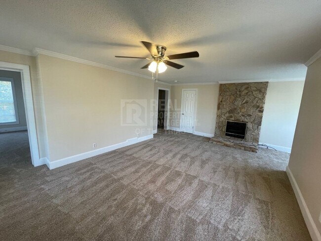 301 Upton St-Unit -Unit A in Winston-Salem, NC - Building Photo - Building Photo