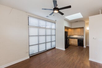 MacTavish Flats in Richmond, VA - Foto de edificio - Building Photo