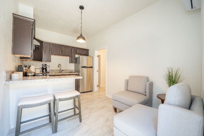 1219 Manuel Ortiz Ave, Unit 2 in El Centro, CA - Foto de edificio - Building Photo