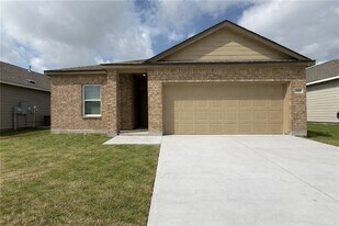 7925 Wonder Woman Dr in Corpus Christi, TX - Building Photo