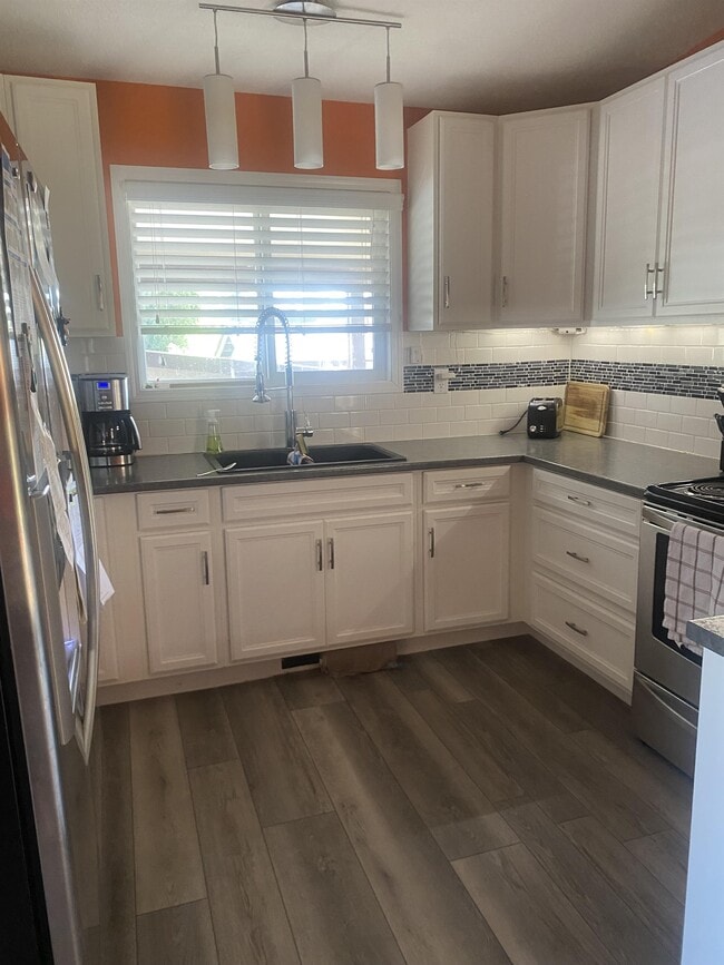 property at 3775 Hammond Ave