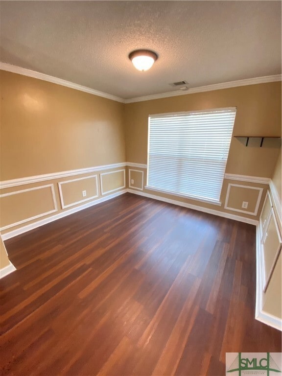 property at 144 West Tisbury Lane