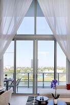 4010 S Ocean Dr, Unit 504 in Hollywood, FL - Building Photo