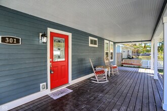 301 W Pierce St in Whitestown, IN - Building Photo - Building Photo