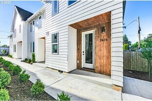 7474 N Oswego Ave in Portland, OR - Building Photo