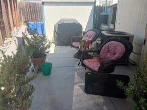 1750 W Citracado Pkwy in Escondido, CA - Building Photo - Building Photo