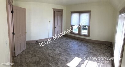 1415 Sherwood Ave in Kalamazoo, MI - Building Photo - Building Photo