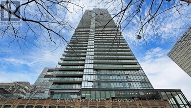 832-3832 Bay St. in Toronto, ON - Building Photo - Building Photo