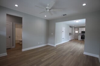 1110 S Porter Ave in Tyler, TX - Building Photo - Building Photo