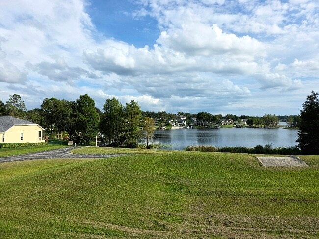 11006 Lake Katherine Cir in Clermont, FL - Building Photo - Building Photo