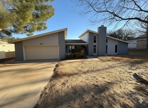 2807 Macauslan St in Big Spring, TX - Building Photo - Building Photo