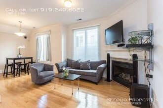 400 W Rosemary St-Unit -Suite 302 in Chapel Hill, NC - Building Photo - Building Photo