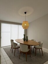 10000 NW 43rd Terrace in Doral, FL - Building Photo - Building Photo