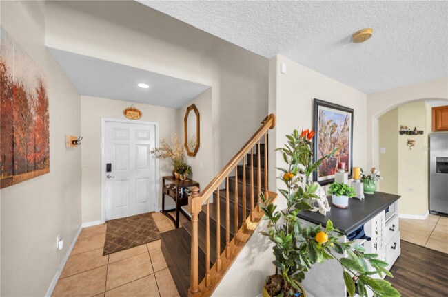 3323 Thistledown Ln in Land O Lakes, FL - Building Photo - Building Photo