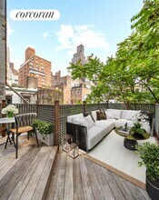 127 E 69th St in New York, NY - Building Photo - Building Photo