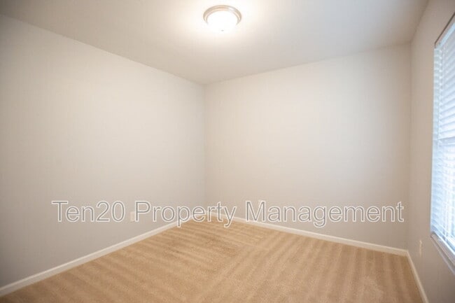 316 Irish Ln in Phenix City, AL - Building Photo - Building Photo