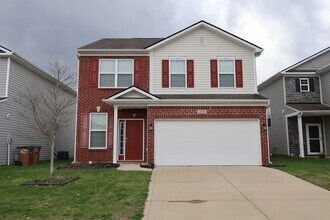 1899 Lakecrest Dr in Columbus, IN - Building Photo - Building Photo