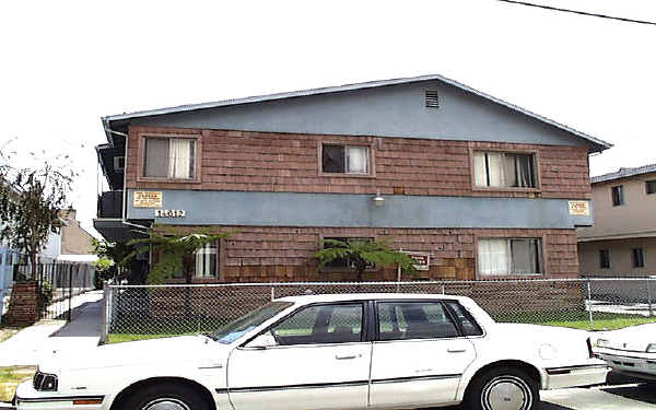 14612 Wyandotte St in Van Nuys, CA - Building Photo - Building Photo