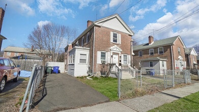 87-89-89 Colony St in Bridgeport, CT - Building Photo - Building Photo