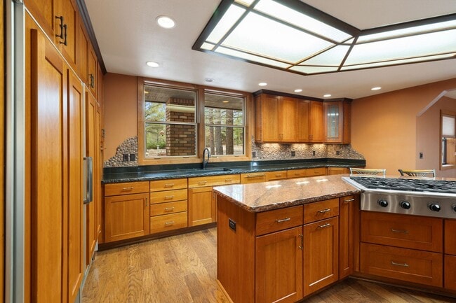 951 N Skyview St in Flagstaff, AZ - Building Photo - Building Photo