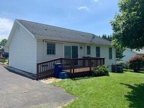 217 Mcclung Pl in Lexington, VA - Building Photo - Building Photo