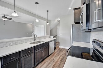 1202 Heather Dr in Mahomet, IL - Building Photo - Building Photo