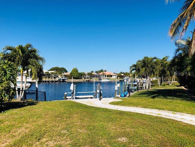 2100 Cassino Ct in Punta Gorda, FL - Building Photo - Building Photo
