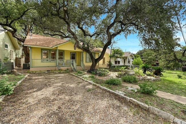 802 W Gibson St in Austin, TX - Building Photo - Building Photo
