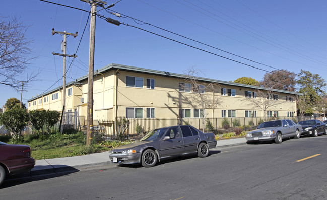 Berry Gardens in Hayward, CA - Building Photo - Building Photo