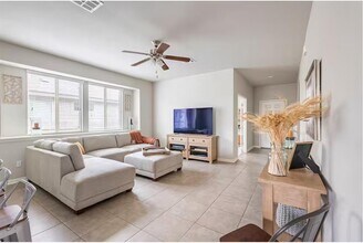 106 Alford St in San Marcos, TX - Building Photo - Building Photo
