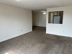 800 Governors Dr in Winthrop, MA - Building Photo - Building Photo