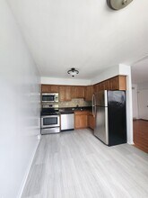 3502 Woodhaven Rd, Unit 1st floor in Philadelphia, PA - Foto de edificio - Building Photo