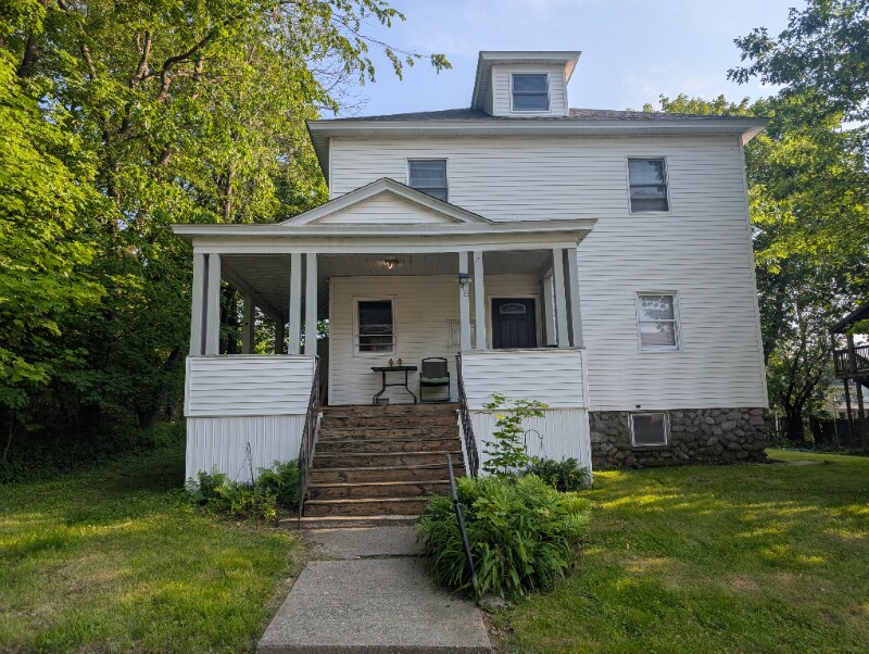 48 Shattuck St in Worcester, MA - Building Photo