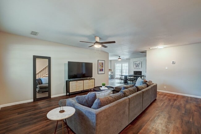 property at 5912 E 45th St