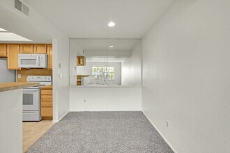 9222 E Arbor Cir in Englewood, CO - Building Photo - Building Photo