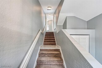 6812 Satinleaf Rd S in Naples, FL - Building Photo - Building Photo