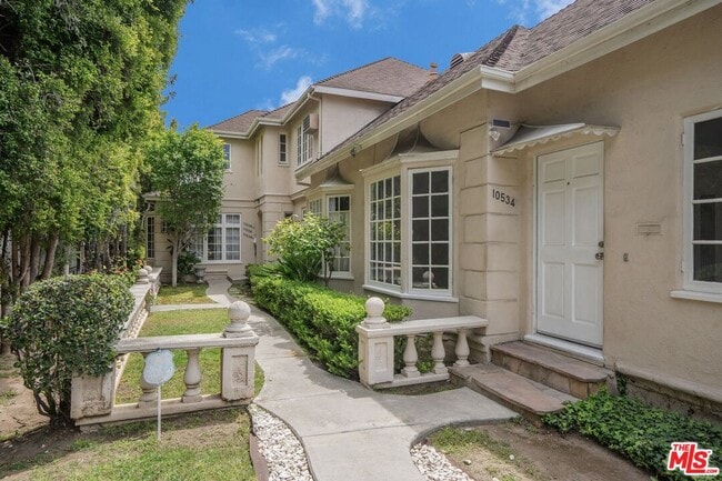 property at 10534 Eastborne Ave
