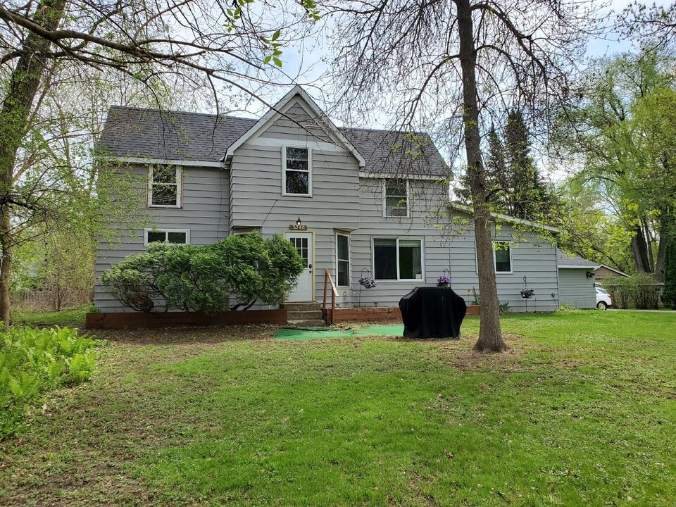 5346 Eagle St in White Bear Lake, MN - Building Photo